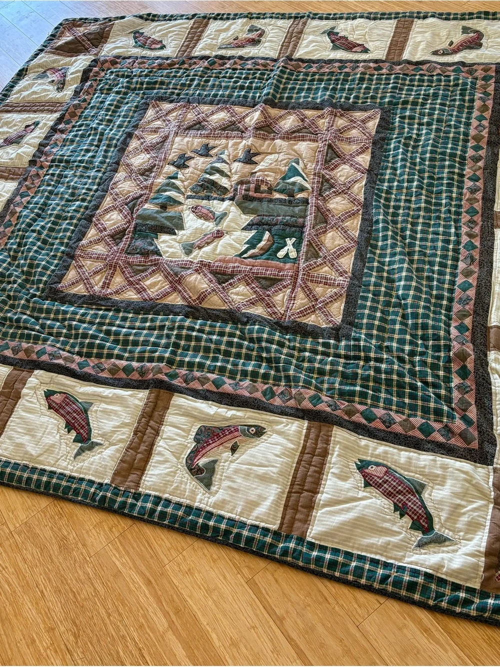 Patchwork Log Cabin Fisherman’s Wharf Applique Fish Forest Vintage Quilt 93”x84”